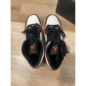 Jordan | Shoes | Jordan Mid Se Wearaway Chicago Bred Black  display picture 1